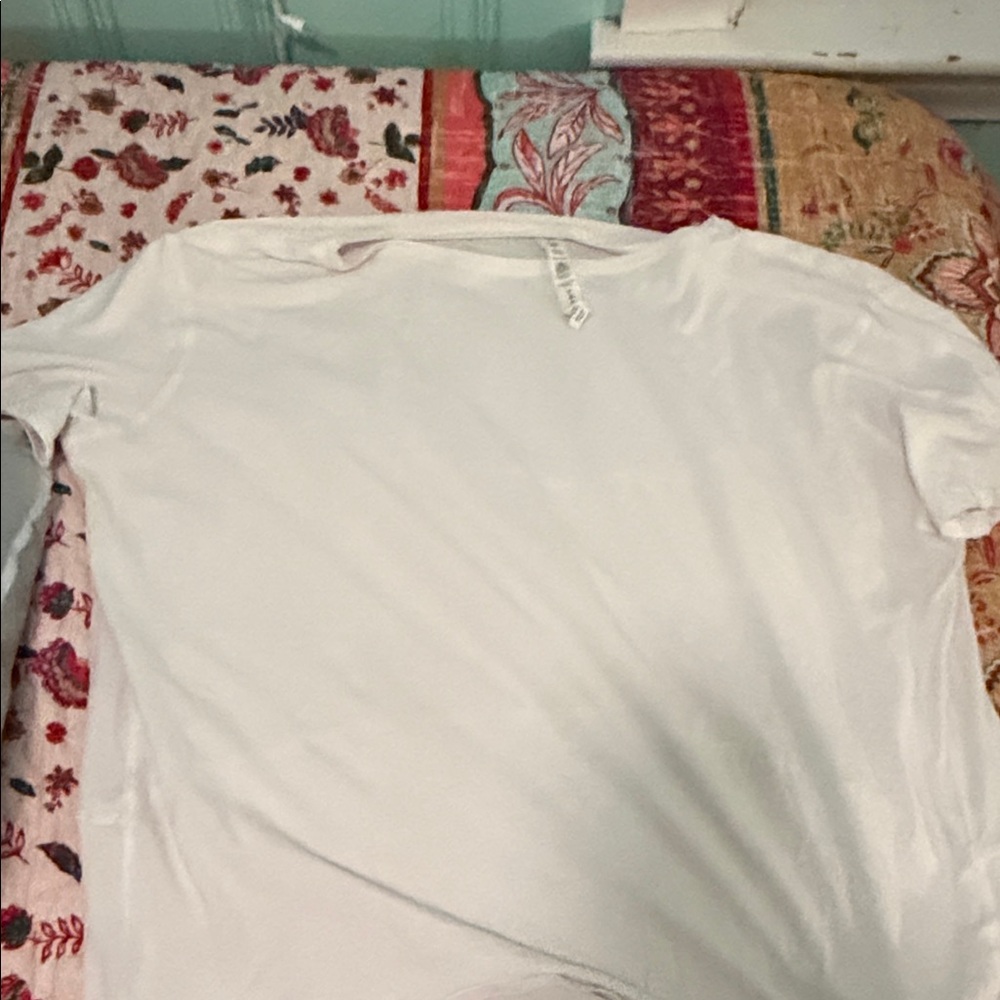 White Short Sleeve Top lululemon size 6
